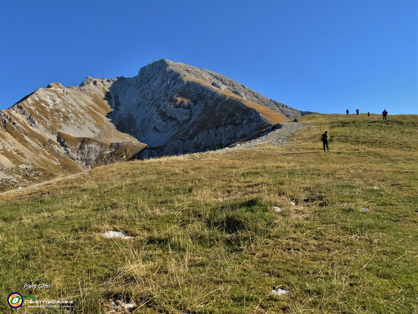 12 Dal Piancansaccio vista in Arera.JPG